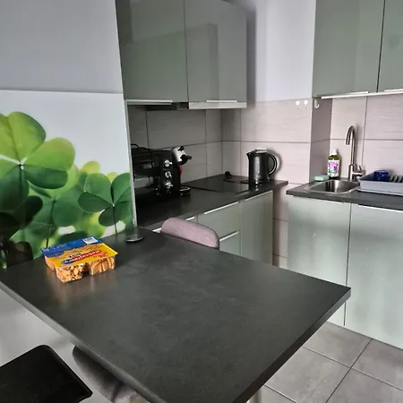 Bunsha Apartment